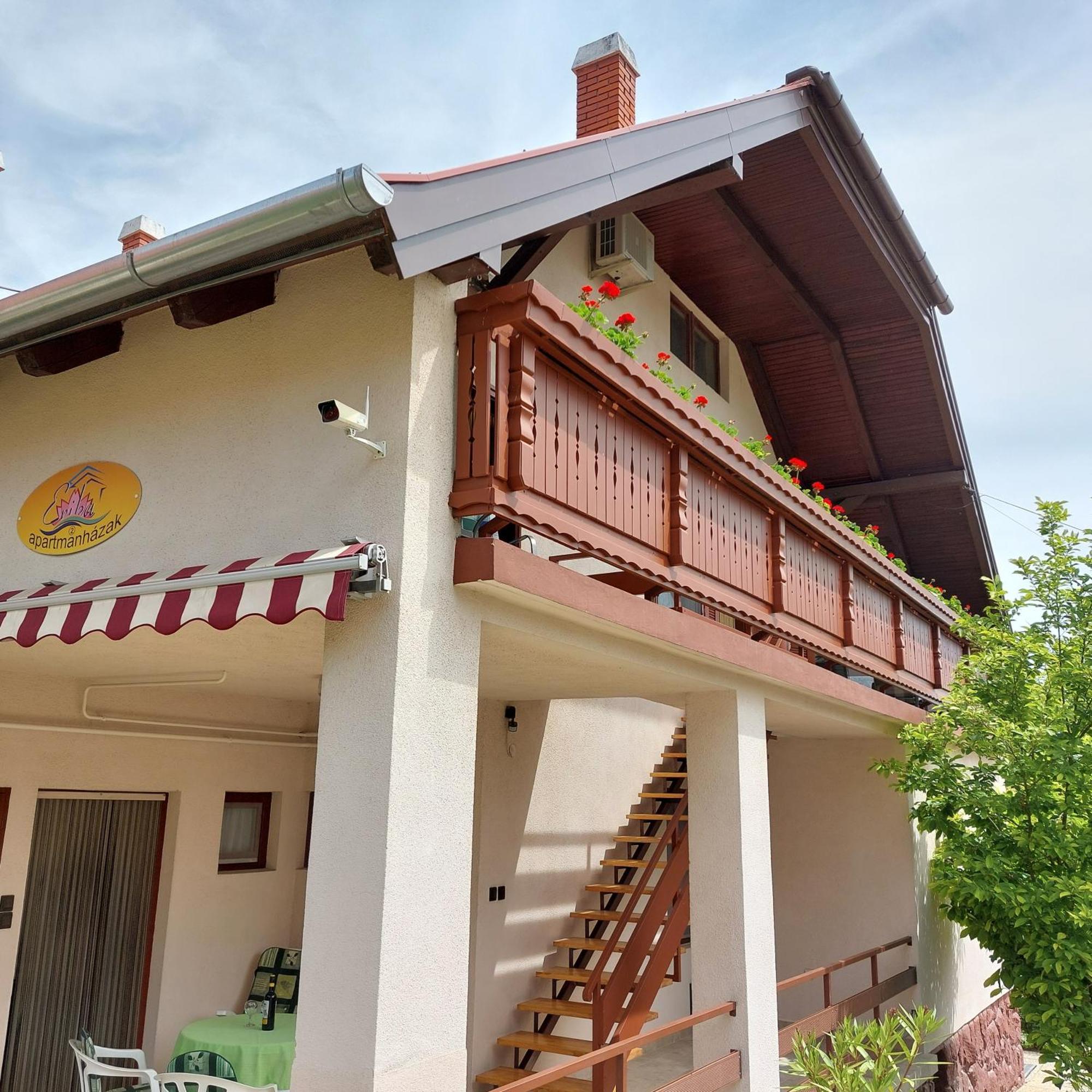 Erika Apartmanhazak Hévíz Exteriör bild