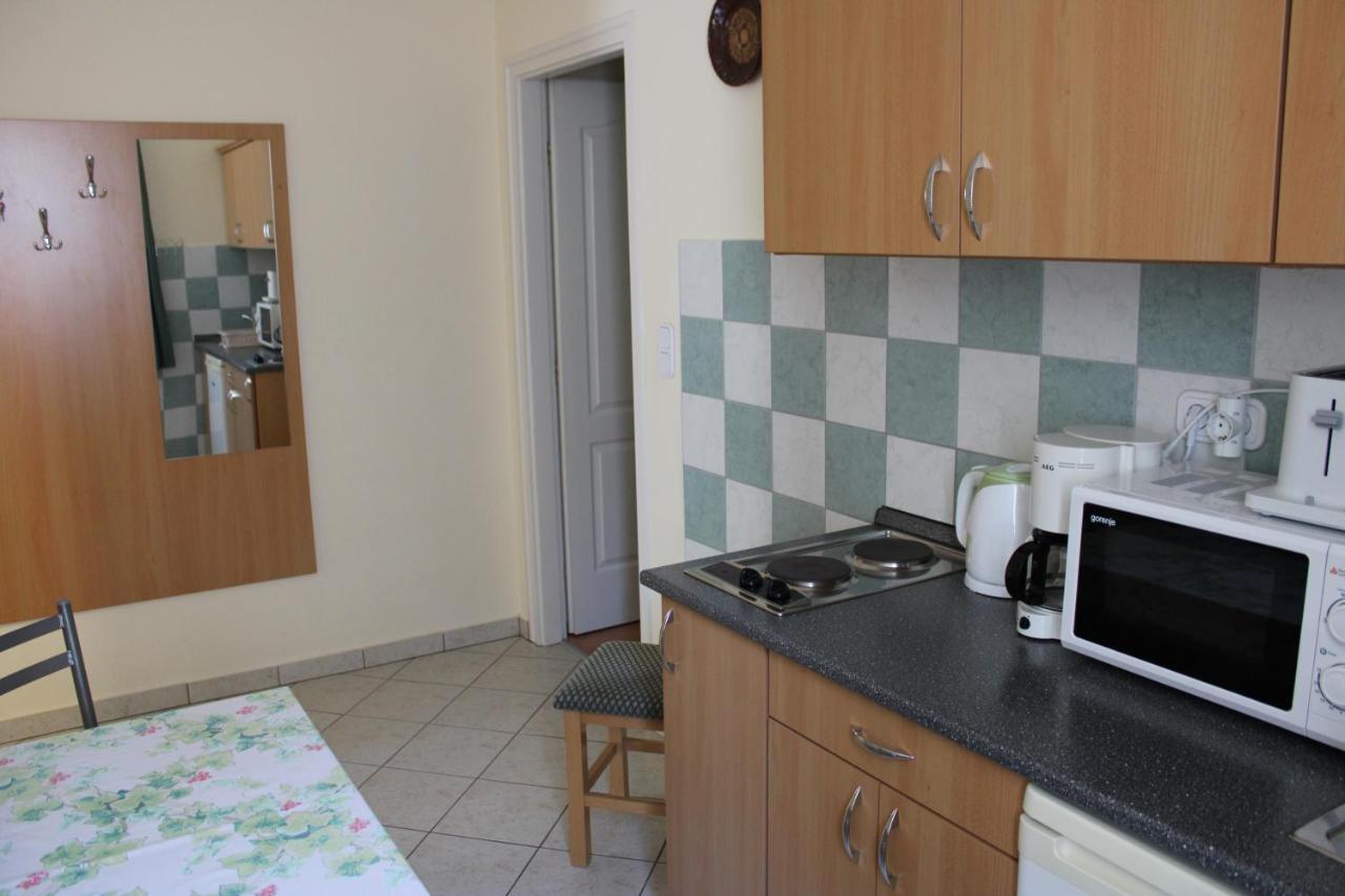 Erika Apartmanhazak Hévíz Exteriör bild
